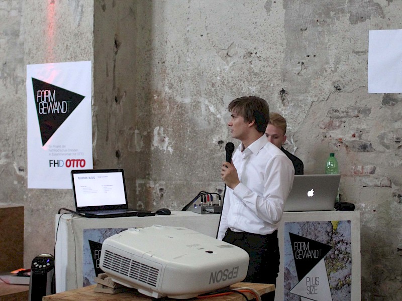 Maximilian Georg Liebscher (Studiengang Grafikdesign Screen- / Printmedia)