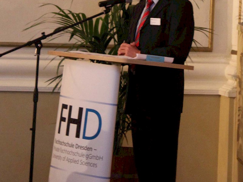 Dr. Manfred Adler, Kanzler der FHD