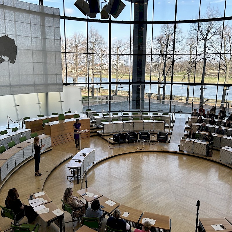 Impressionen der Festveranstaltung im Sächsischen Landtag am 9. März 2024