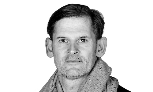 Prof. Dipl.-Des. Stefan Theiss