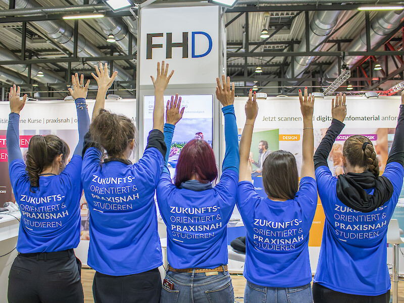 FHD bei der KarriereStart in der Messe Dresden