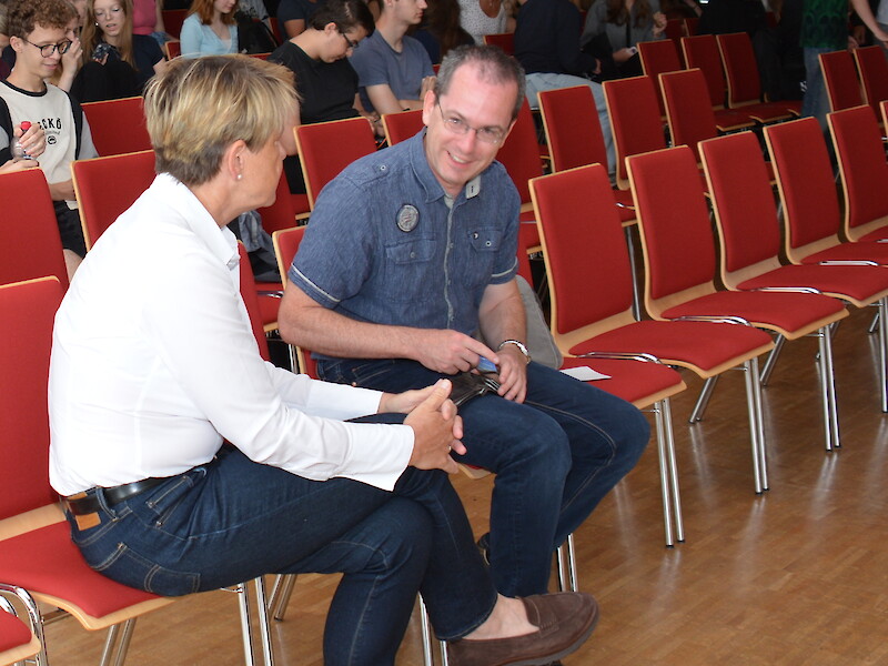 Dr. habil. Heike Zimmermann-Timm und Berufsberater der Arbeitsagentur Pirna