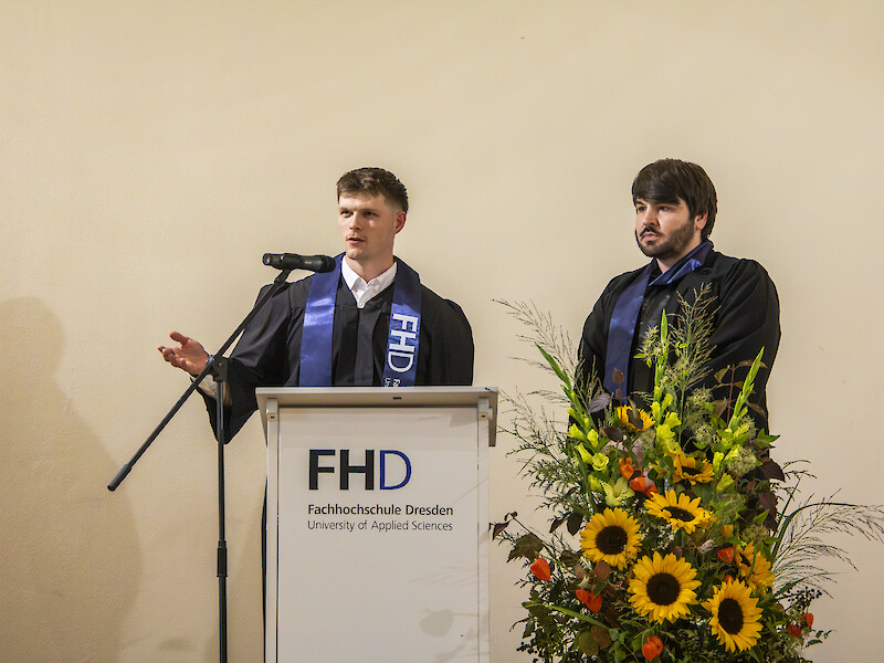 FHD-Masterabsolventen